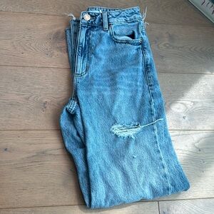size twenty five garage denim jeans.